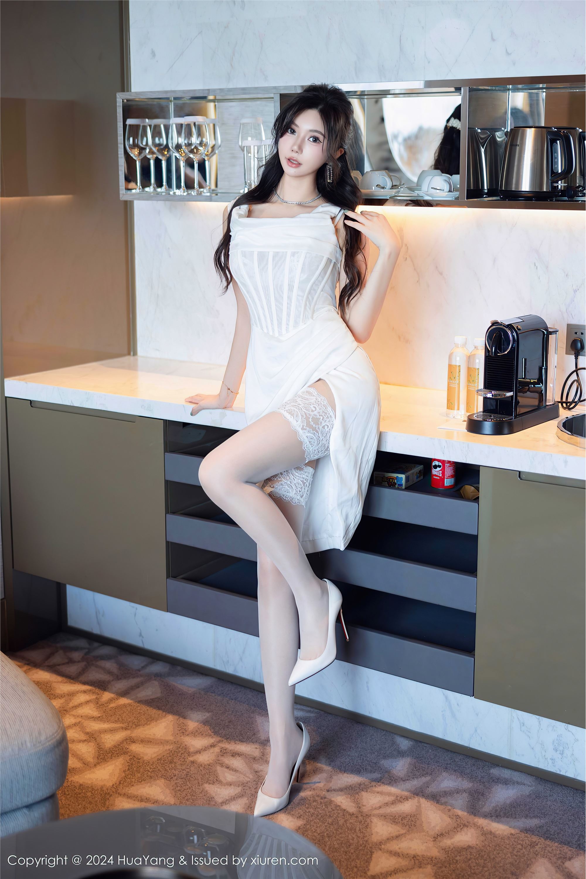 HuaYang花漾show 2024.10.12 VOL.612 绮里嘉ula